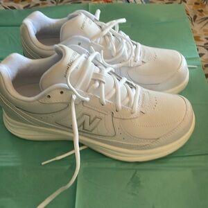 New  new balance walking  size 9.5